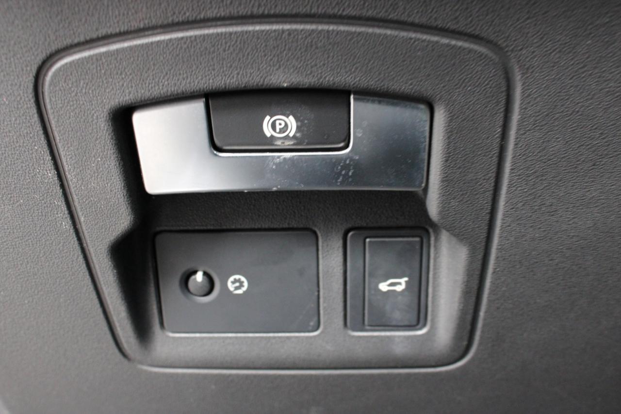 2018 Land Rover Range Rover Velar R-Dynamic V6   CERTIFIED   NO ACCIDENTS   CERTIFIE Photo