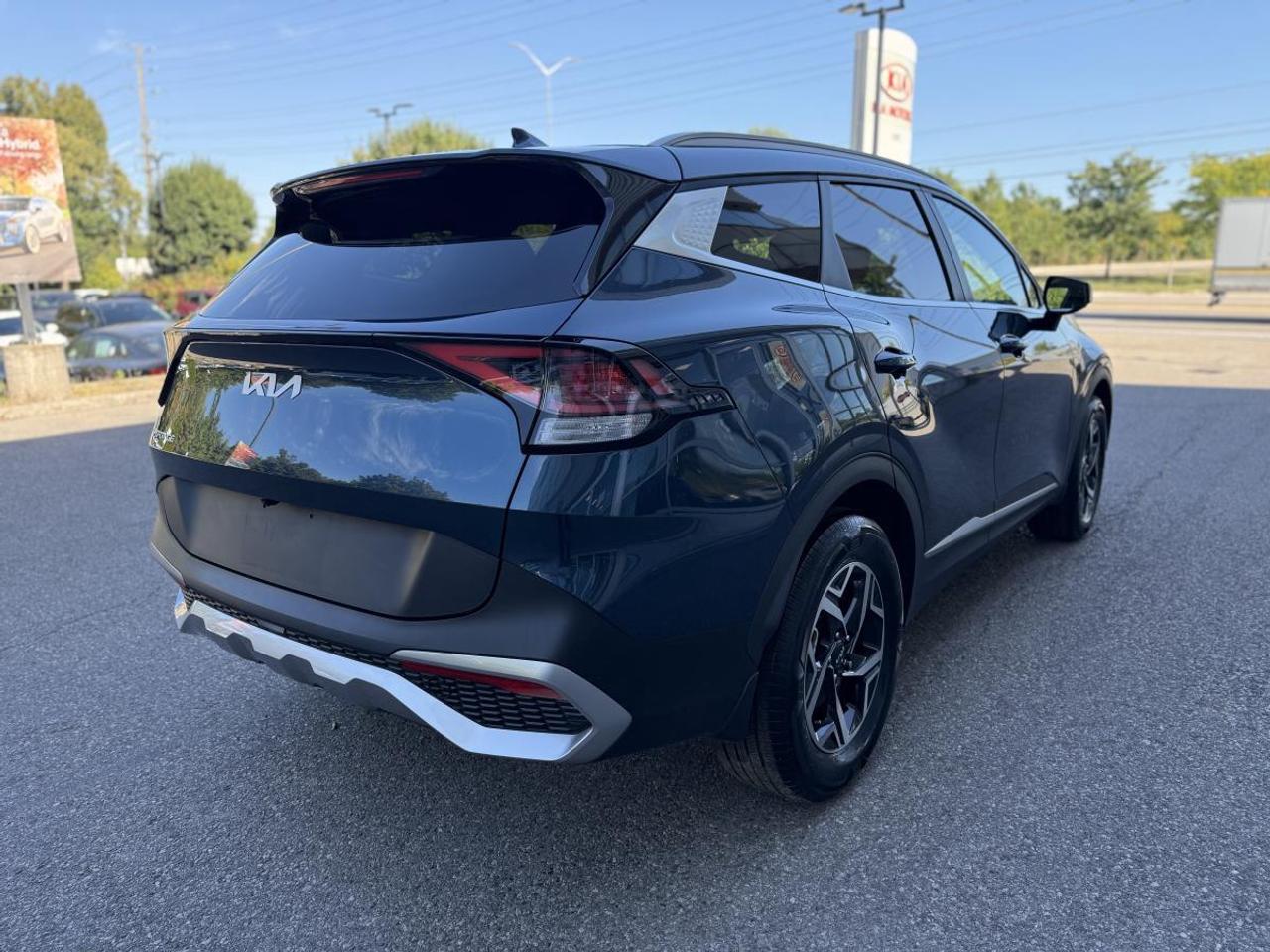 2024 Kia Sportage LX FWD Photo3