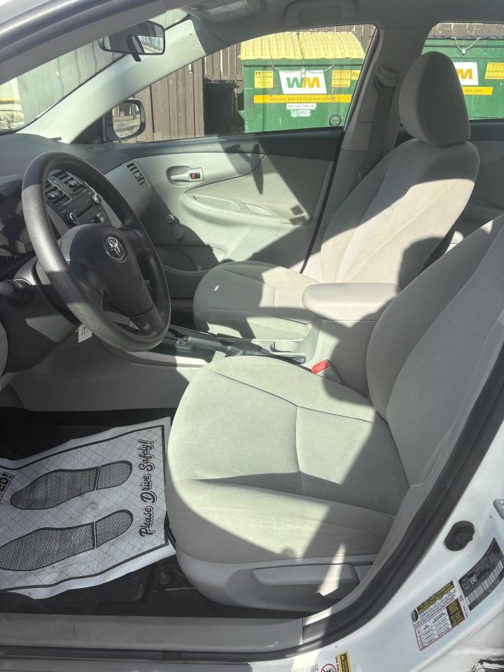 2011 Toyota Corolla 4DR SDN AUTO CE Photo