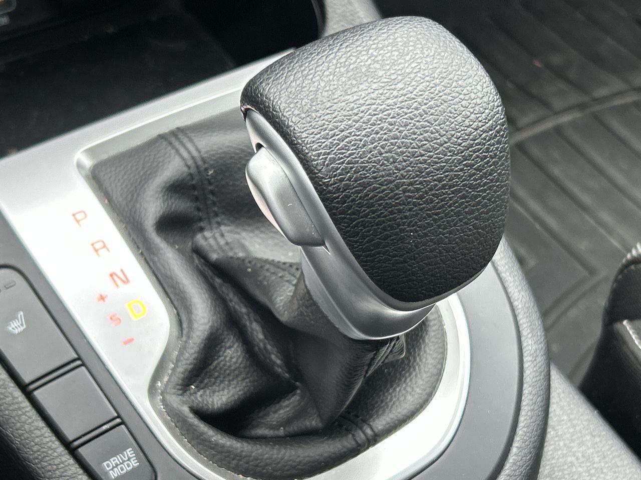 2023 Kia Forte LX – Modern Features, Great Value ONE OWNER   LOW Photo