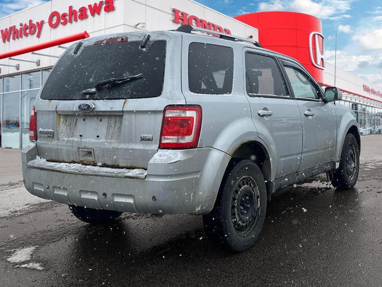 2011 Ford Escape Limited Photo