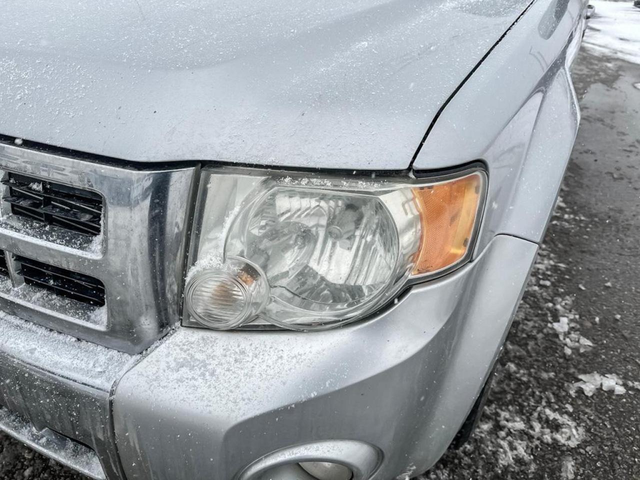 2011 Ford Escape Limited Photo