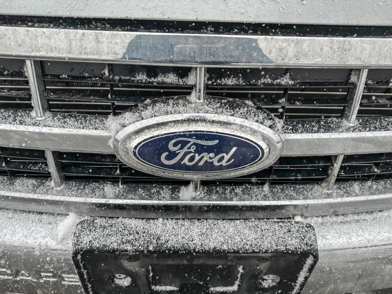 2011 Ford Escape Limited Photo