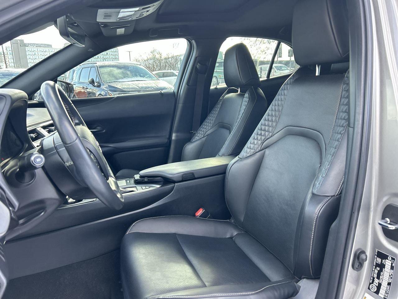 2020 Lexus UX UX 250h   Hybrid Luxury Meets ingenuity NEW BRAKES Photo