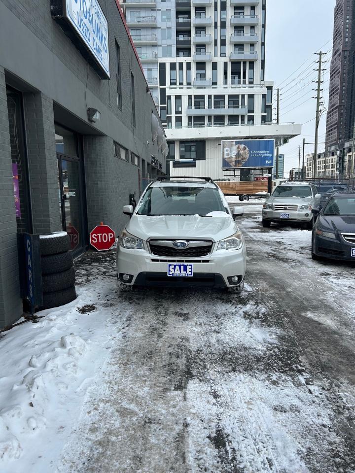 2015 Subaru Forester 5dr Wgn CVT 2.5i Touring Photo