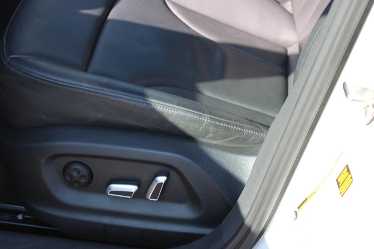 2018 Audi Q3 Premium quattro AWD NAVIGATION PANO SAFETY CERTIFI Photo