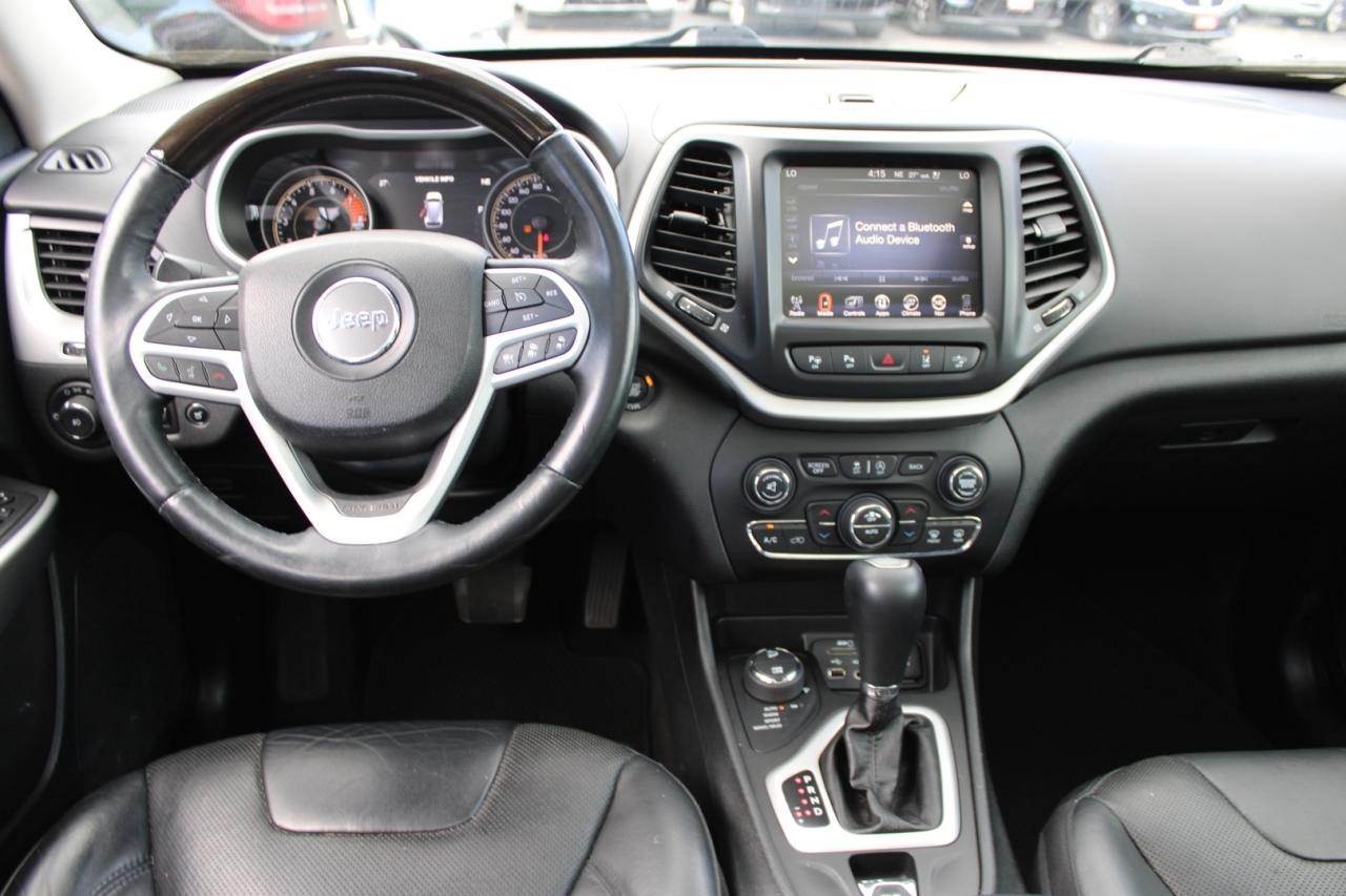 2017 Jeep Cherokee Overland 4WD Adaptive Cruise One Owner Panoramic Photo