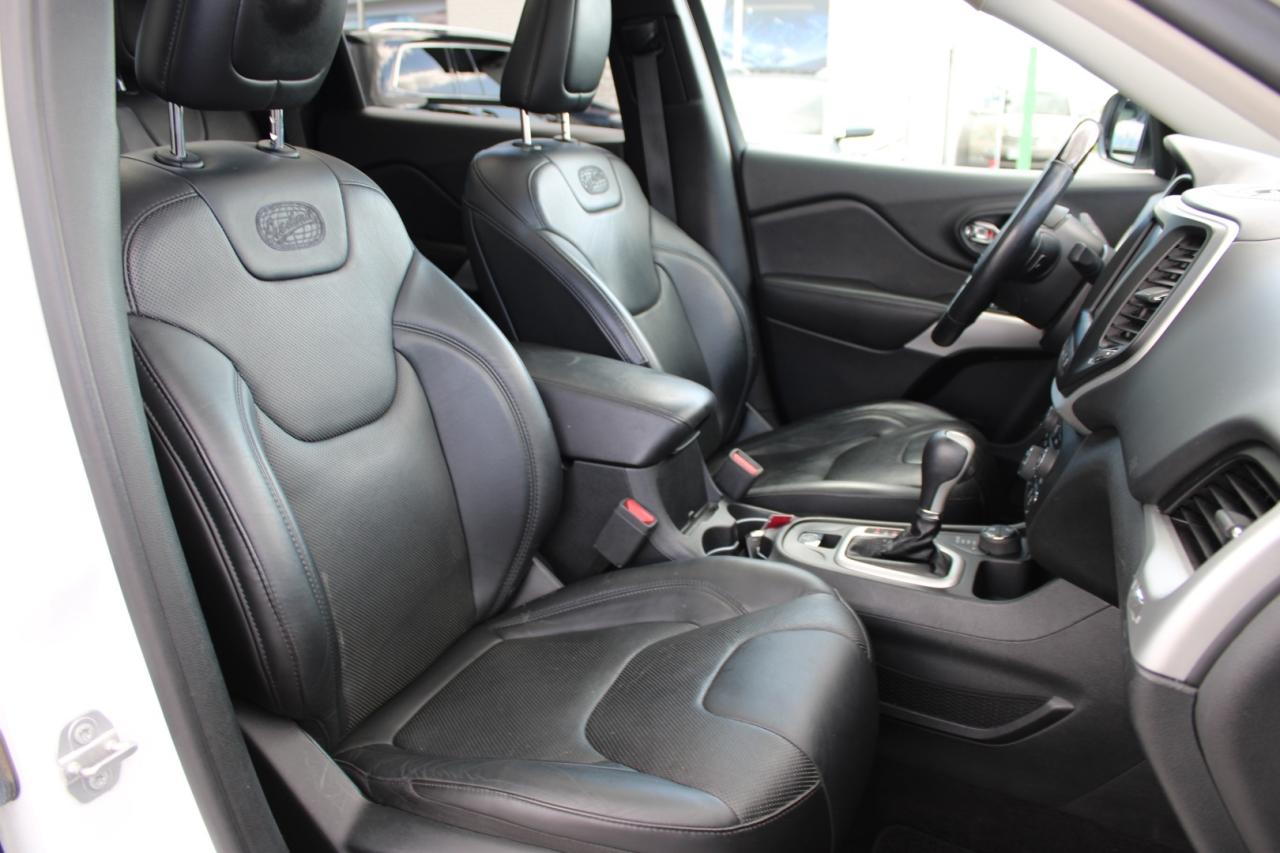 2017 Jeep Cherokee Overland 4WD Adaptive Cruise One Owner Panoramic Photo