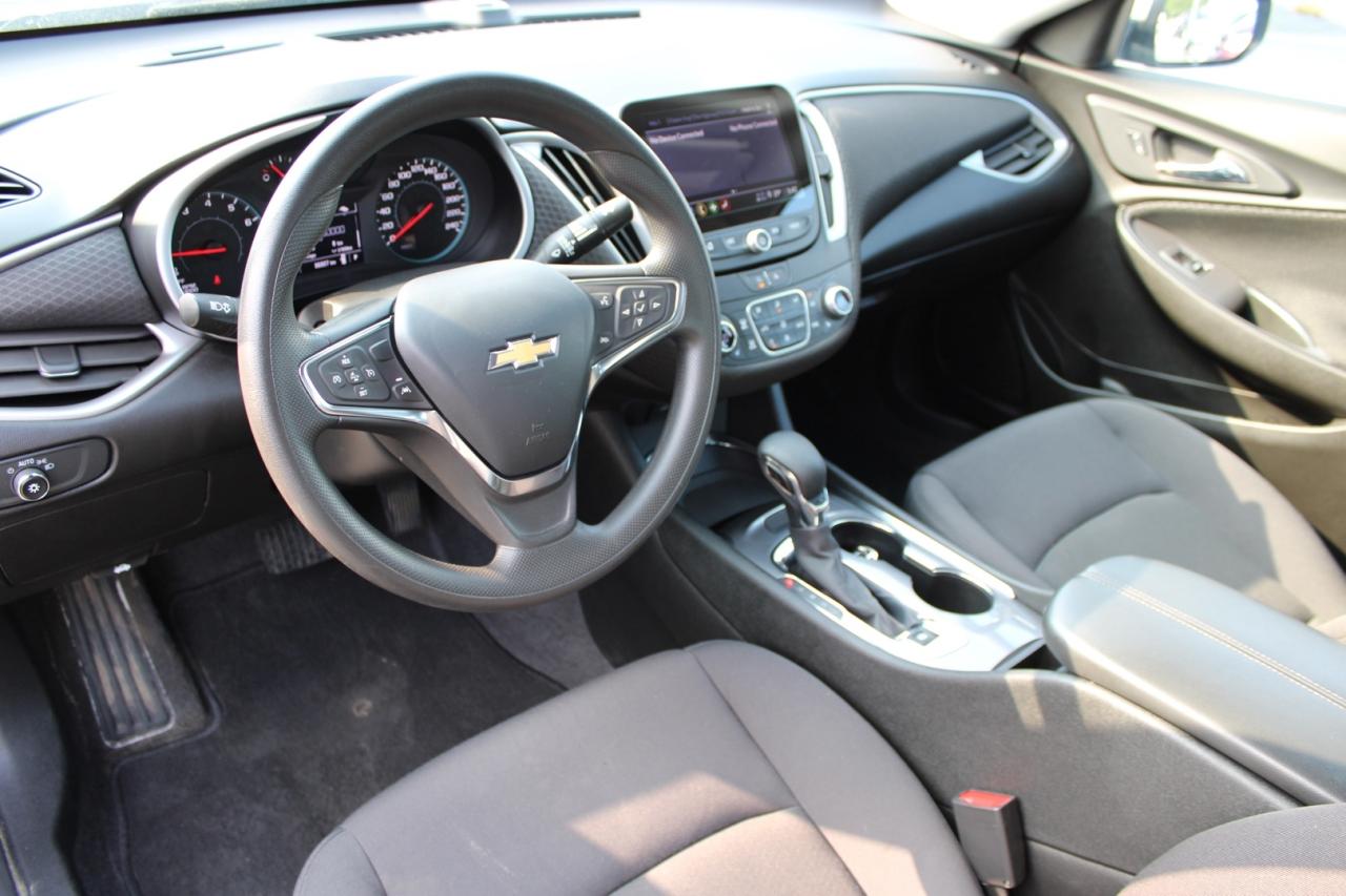 2023 Chevrolet Malibu 1LT ACCICENT FREE ONE OWNER SAFETY CERTFIED Photo