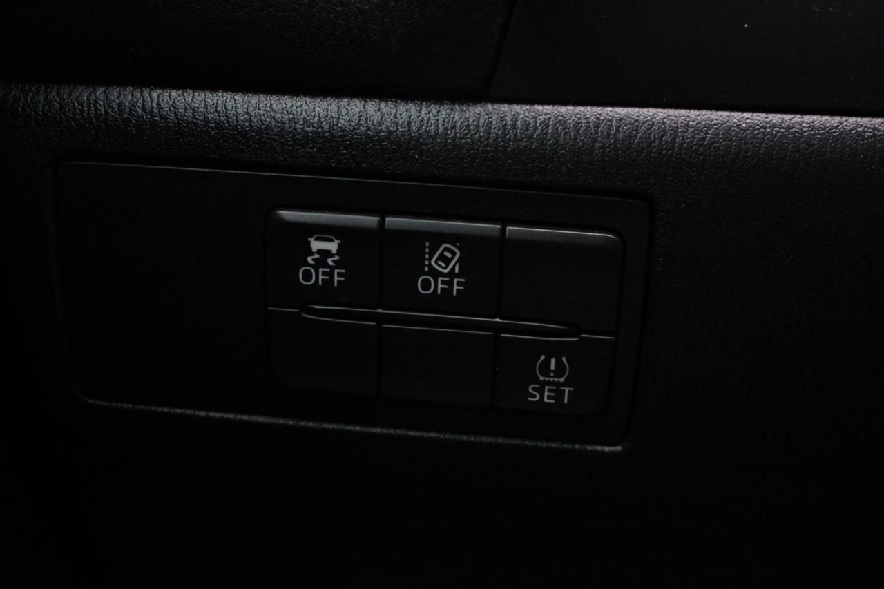 2018 Mazda MAZDA3 SPORT GT MANUAL   6 SPEED   SAFETY CERTIFIED Photo