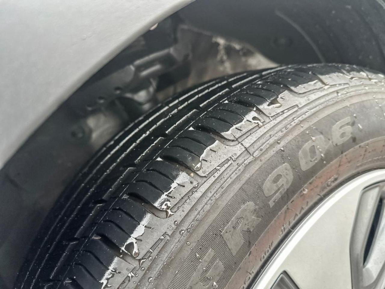 2019 Kia Niro Plug-In Hybrid Heated Seats l Apple CarPlay/Android Auto Photo