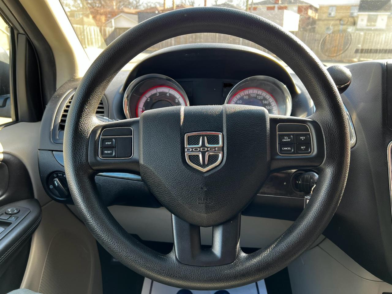 2013 Dodge Grand Caravan SE / LOADED / 90072 KMS !! / ONE OWNER/ C/F CLEAN Photo