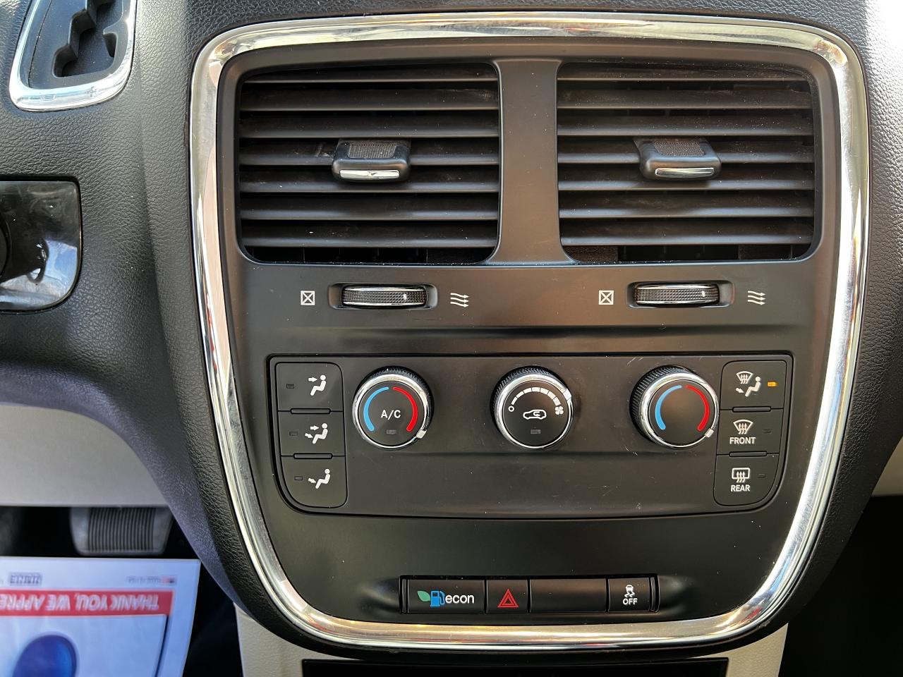 2013 Dodge Grand Caravan SE / LOADED / 90072 KMS !! / ONE OWNER/ C/F CLEAN Photo