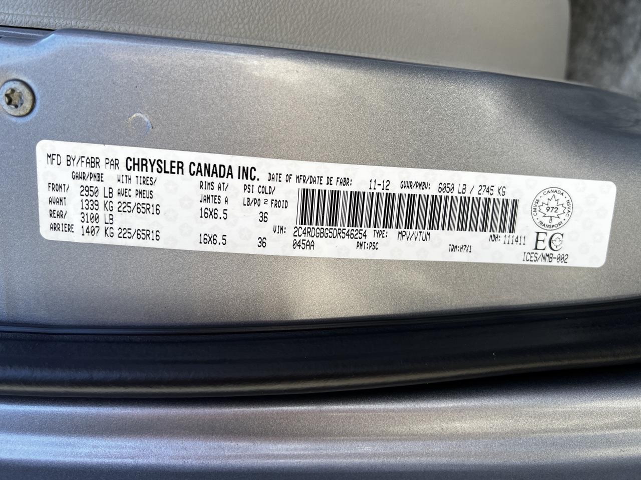 2013 Dodge Grand Caravan SE / LOADED / 90072 KMS !! / ONE OWNER/ C/F CLEAN Photo