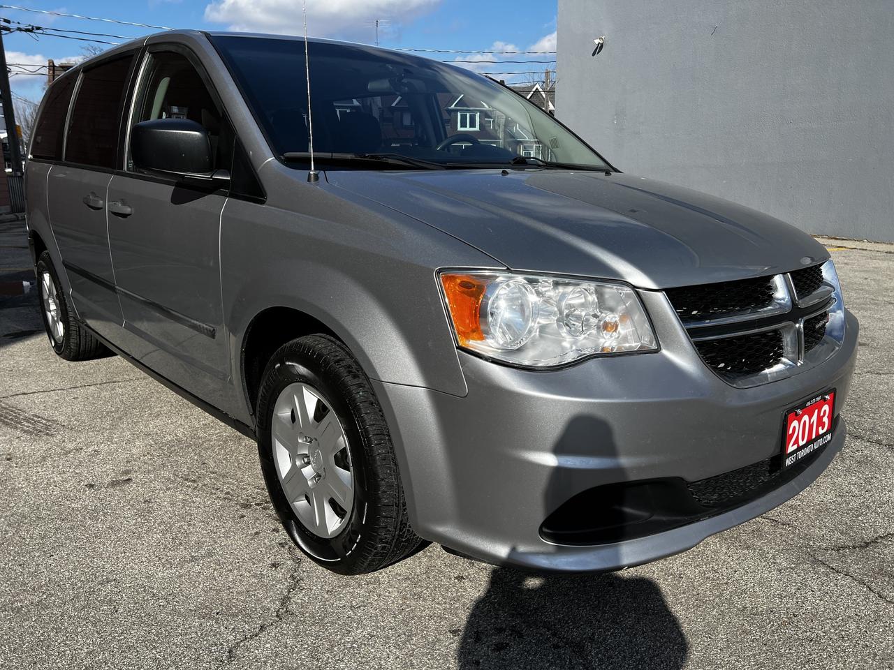 2013 Dodge Grand Caravan SE / LOADED / 90072 KMS !! / ONE OWNER/ C/F CLEAN Photo