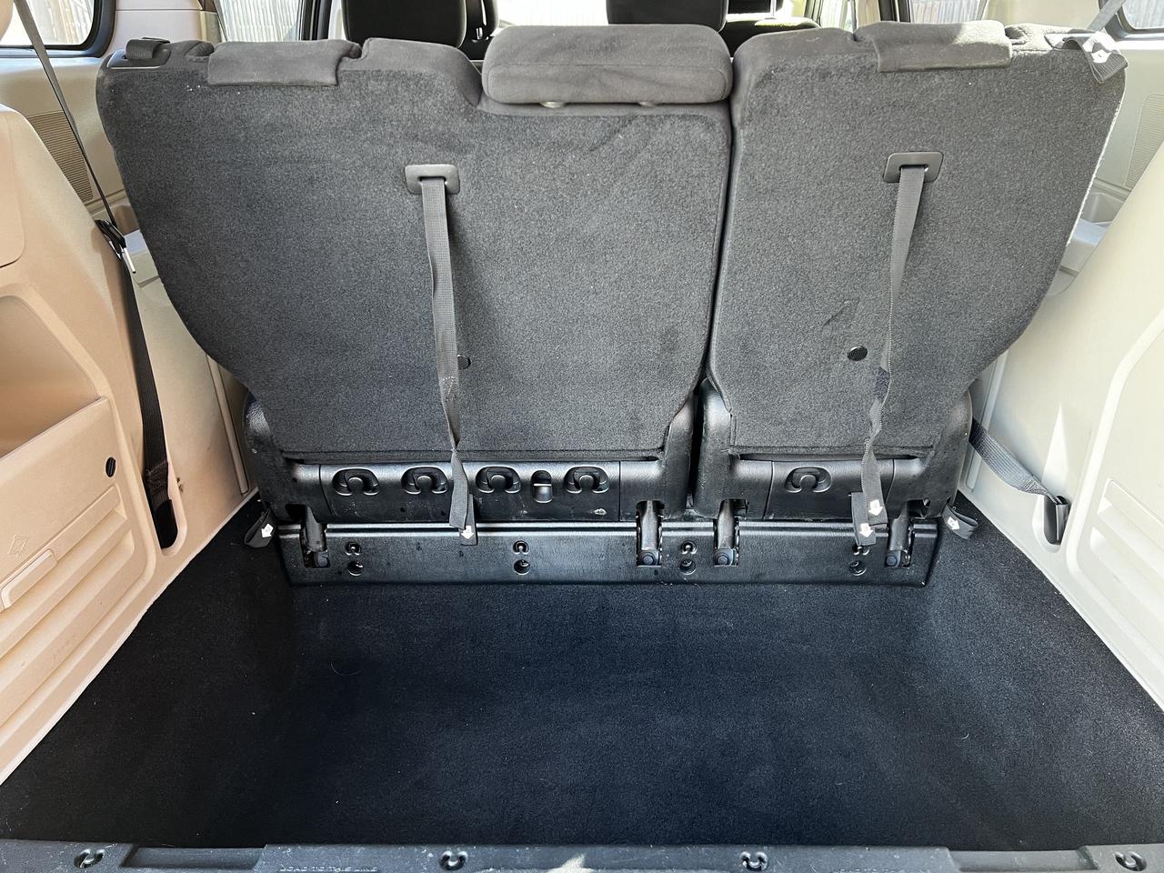 2013 Dodge Grand Caravan SE / LOADED / 90072 KMS !! / ONE OWNER/ C/F CLEAN Photo