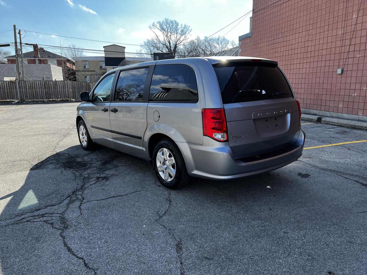 2013 Dodge Grand Caravan SE / LOADED / 90072 KMS !! / ONE OWNER/ C/F CLEAN Photo
