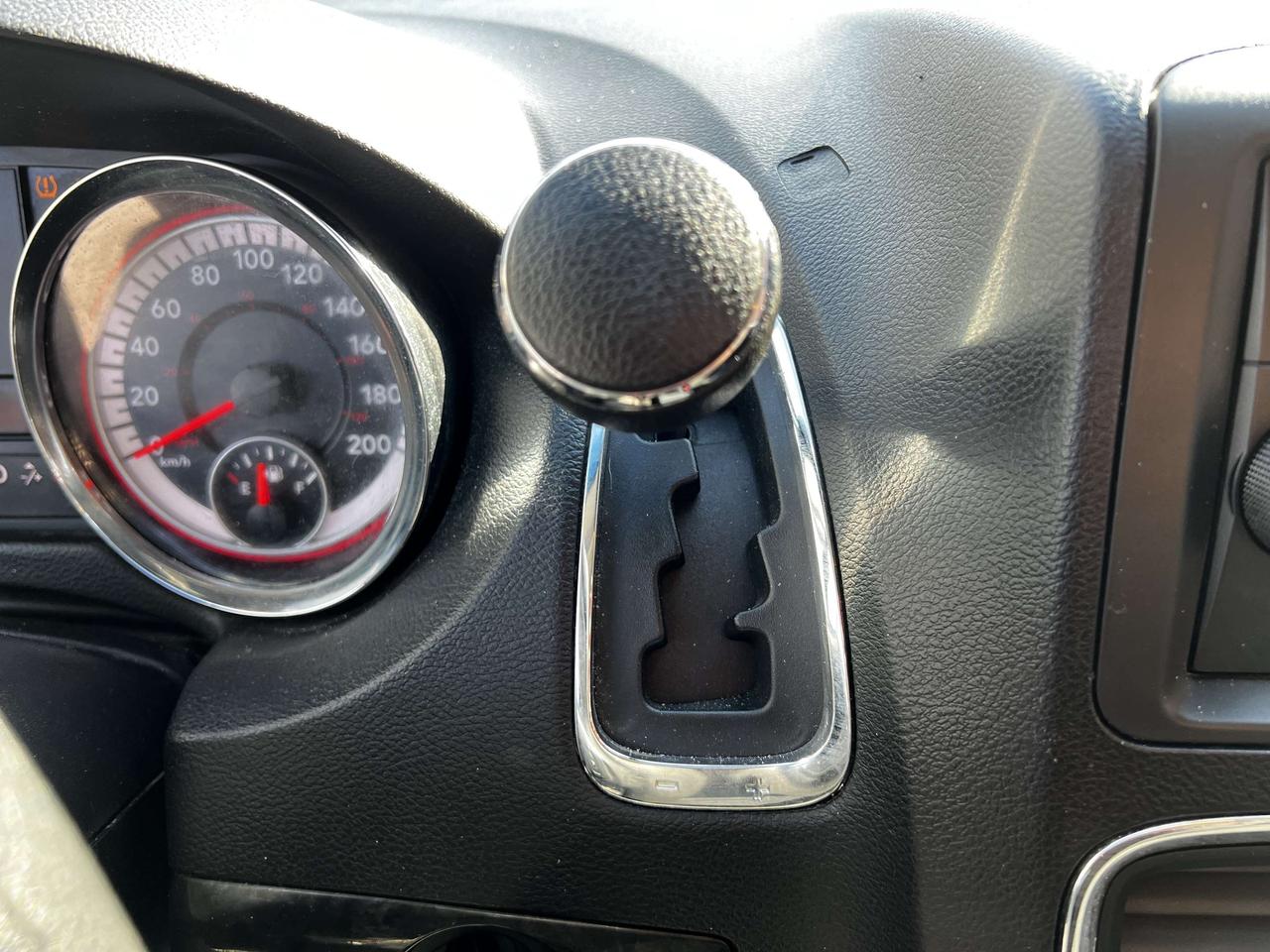 2013 Dodge Grand Caravan SE / LOADED / 90072 KMS !! / ONE OWNER/ C/F CLEAN Photo