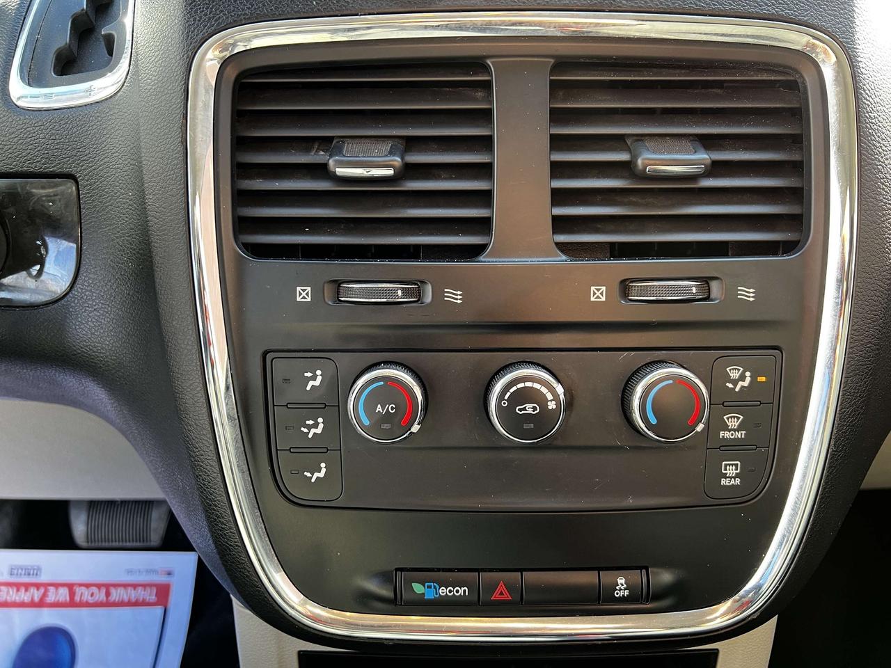 2013 Dodge Grand Caravan SE / LOADED / 90072 KMS !! / ONE OWNER/ C/F CLEAN Photo