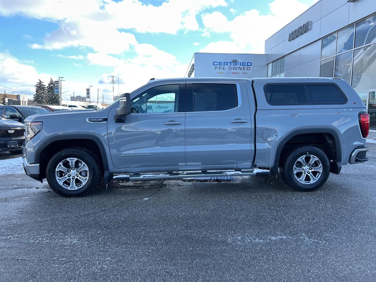 2024 GMC Sierra 1500 4WD Crew Cab 147  SLE Photo