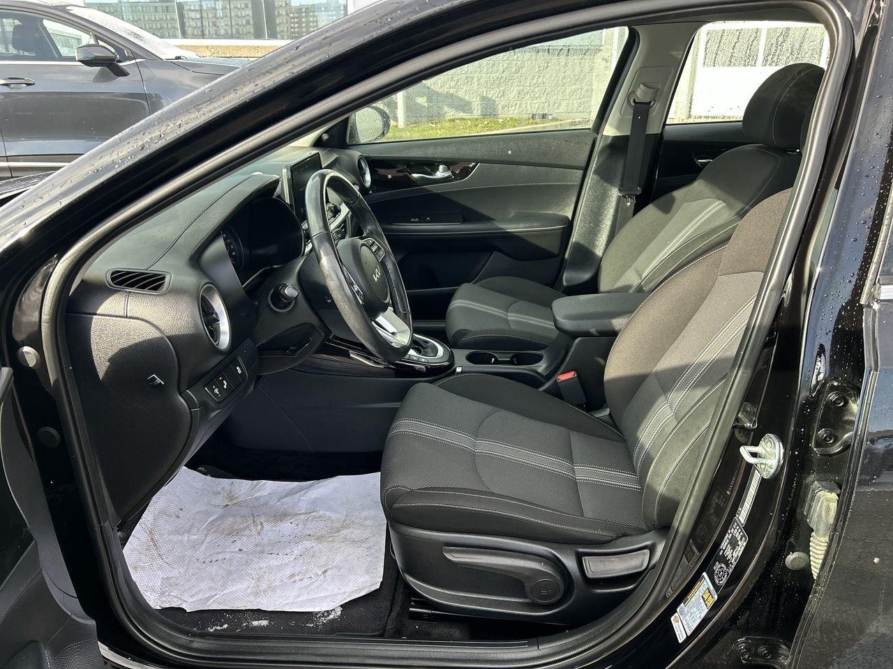 2022 Kia Forte EX   Stylish, Efficient, and Feature-Packed NO ACC Photo