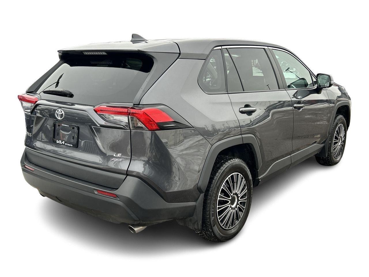 2022 Toyota RAV4 LE   Like New & Priced to Move! CERTIFIED   SLEEK Photo