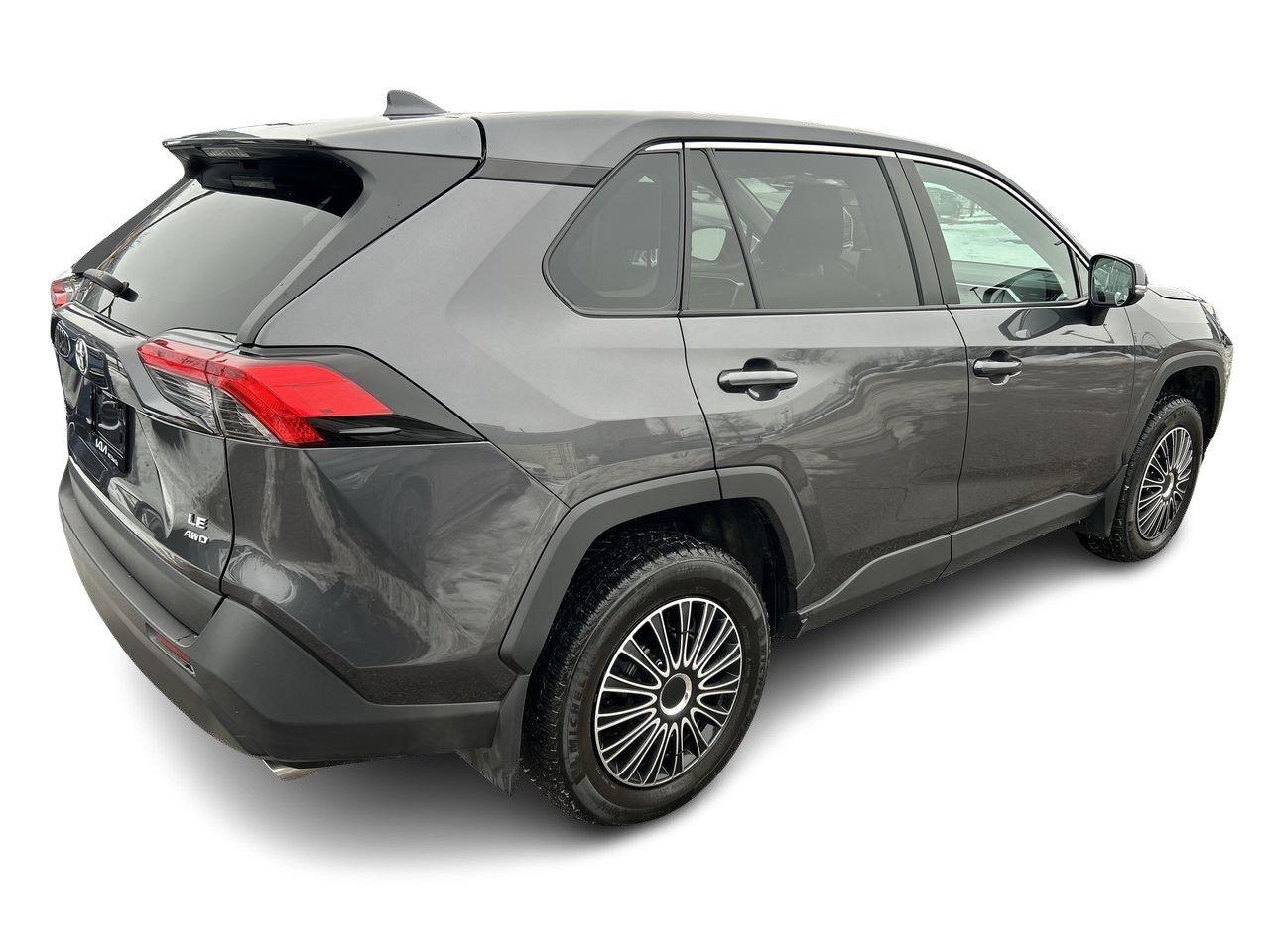 2022 Toyota RAV4 LE   Like New & Priced to Move! CERTIFIED   SLEEK Photo