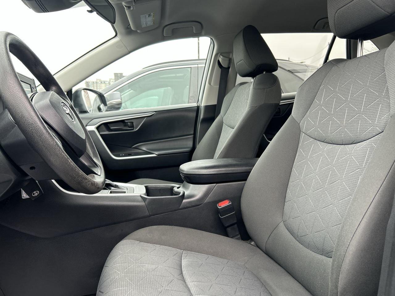 2022 Toyota RAV4 LE   Like New & Priced to Move! CERTIFIED   SLEEK Photo