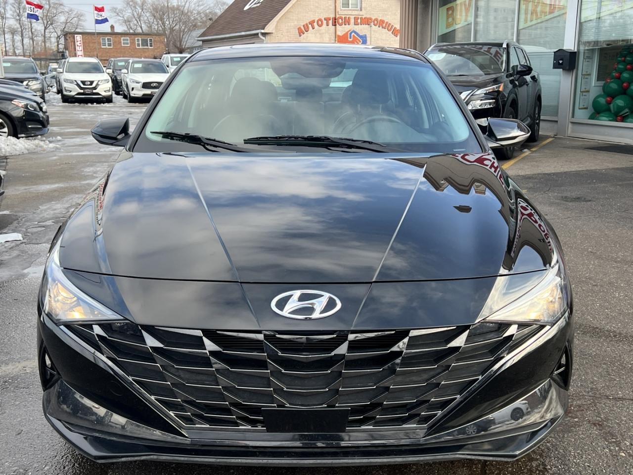 2023 Hyundai Elantra Luxury   Leather   Htd Steering   Navi   Sunroof Photo