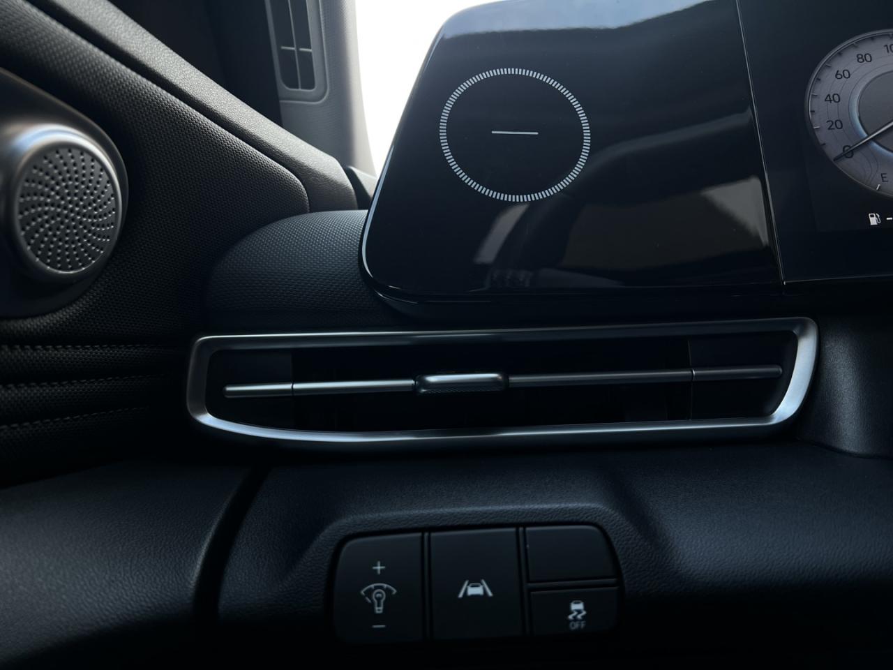 2023 Hyundai Elantra Luxury   Leather   Htd Steering   Navi   Sunroof Photo