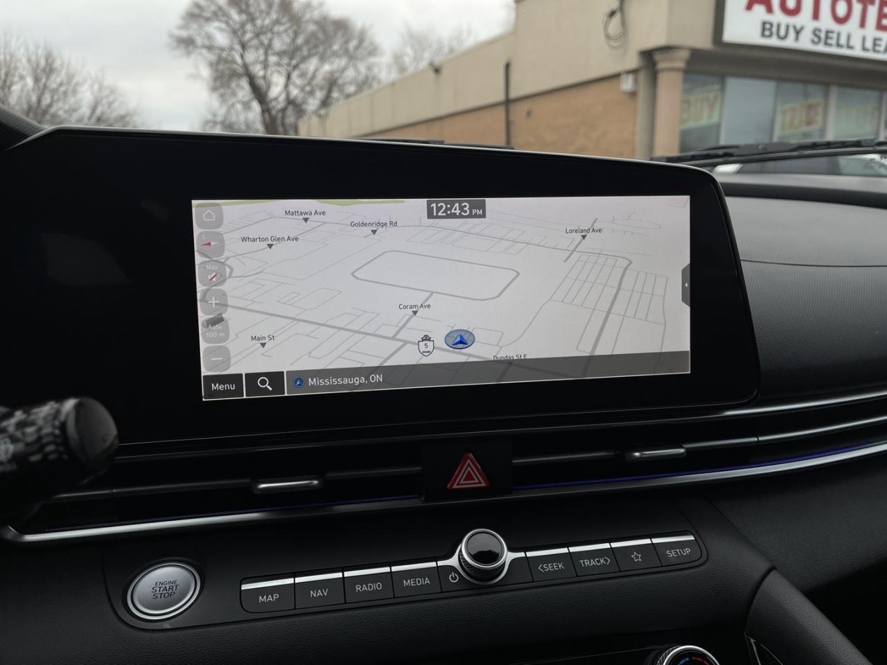 2023 Hyundai Elantra Luxury   Leather   Htd Steering   Navi   Sunroof Photo