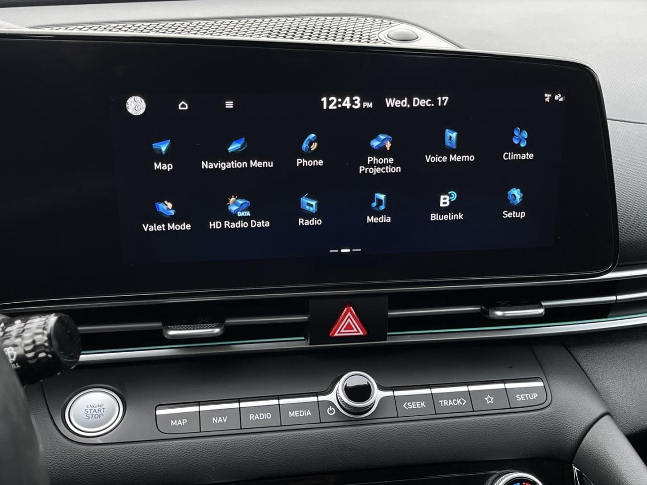 2023 Hyundai Elantra Luxury   Leather   Htd Steering   Navi   Sunroof Photo