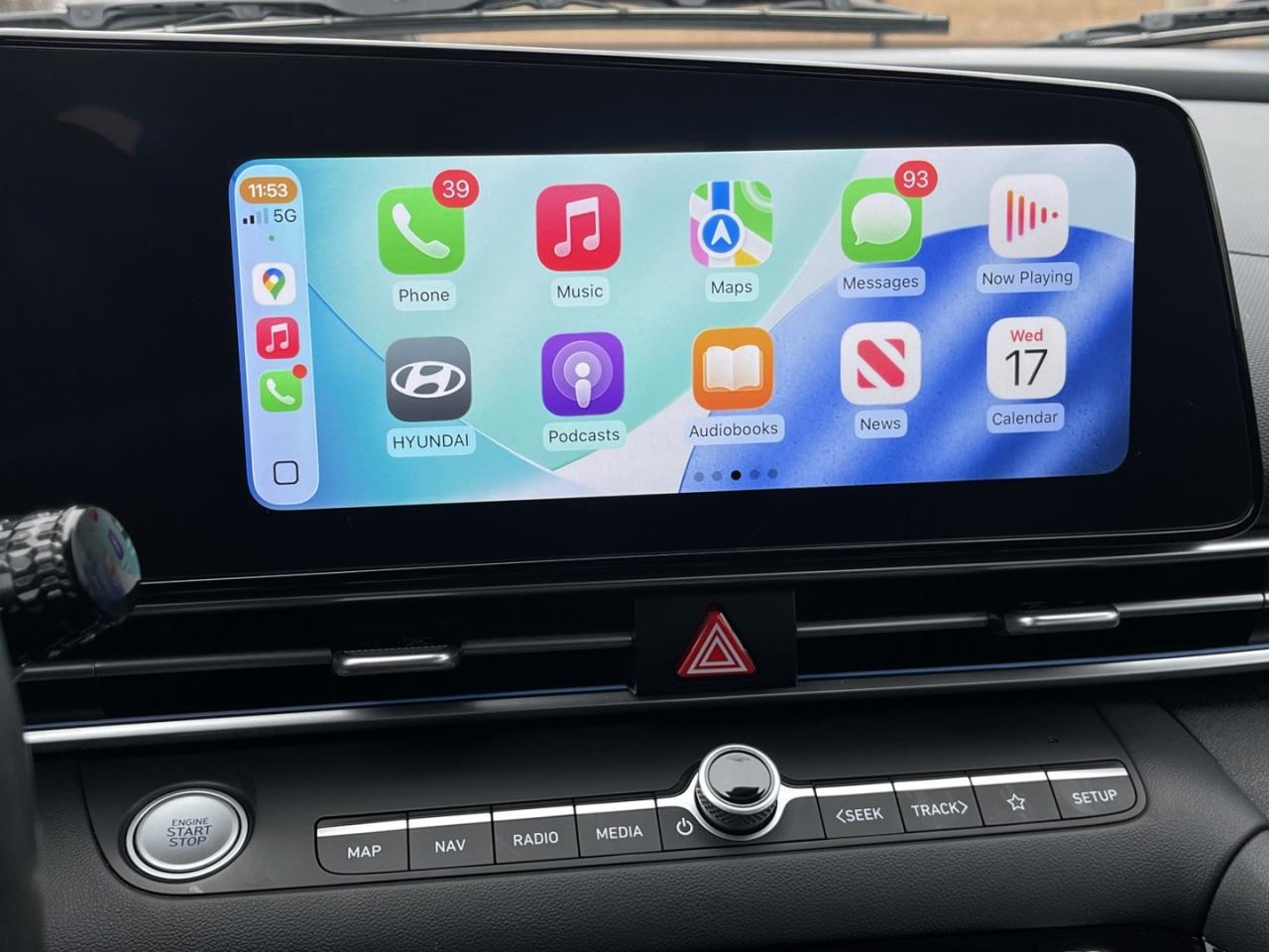 2023 Hyundai Elantra Luxury   Leather   Htd Steering   Navi   Sunroof Photo