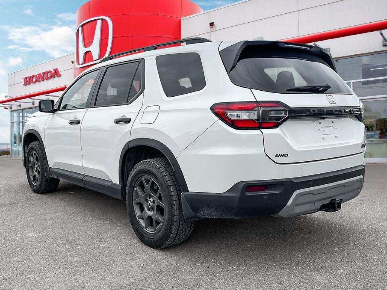 2023 Honda Pilot TrailSport Photo