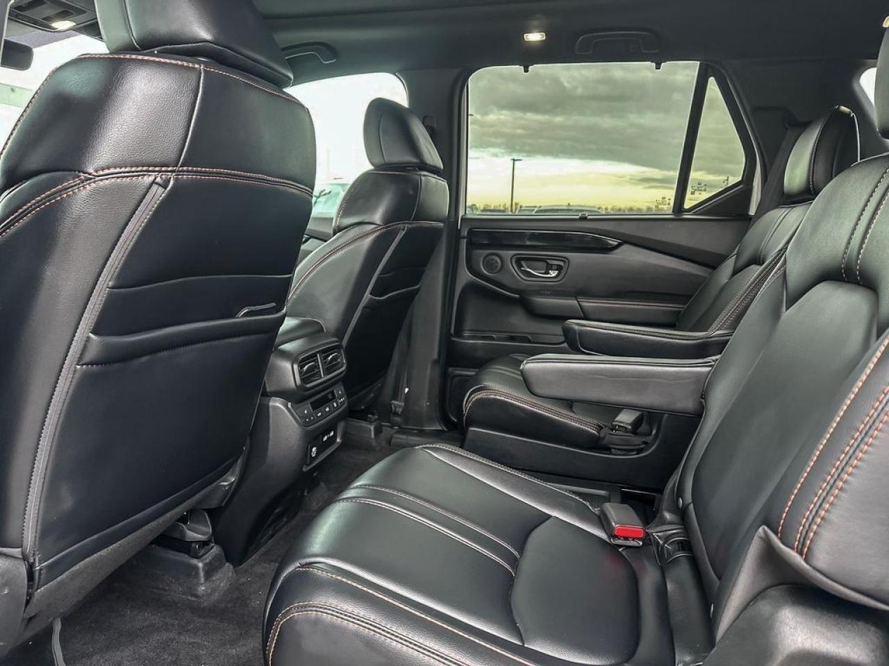 2023 Honda Pilot TrailSport Photo