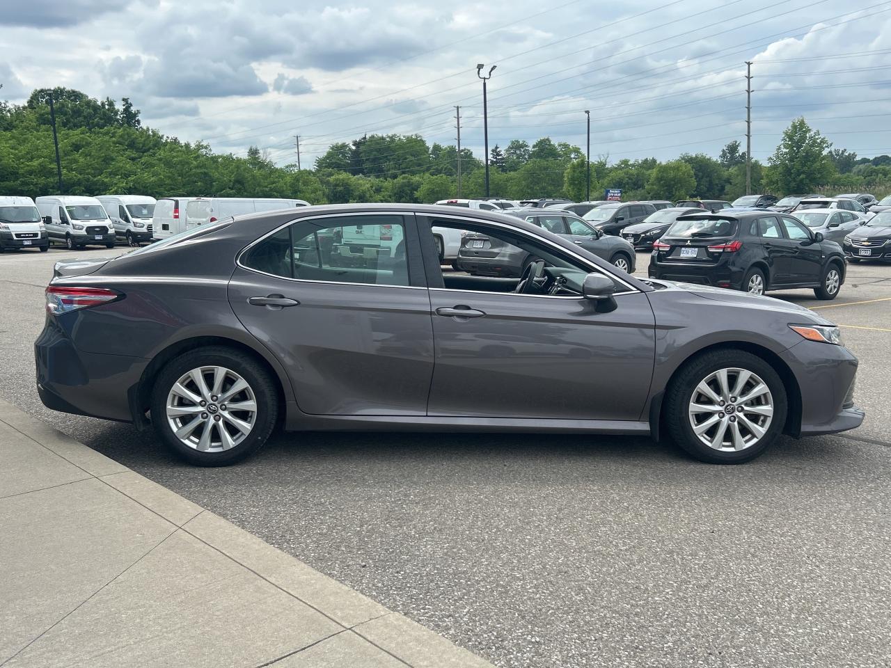2020 Toyota Camry LE   CarPlay + Android Auto   Clean Carfax Photo2