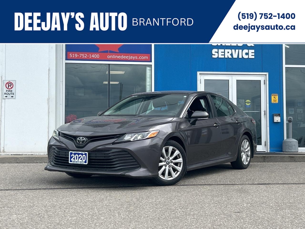2020 Toyota Camry LE   CarPlay + Android Auto   Clean Carfax Photo0