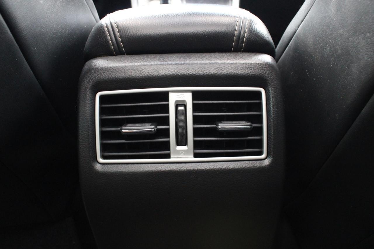 2016 Nissan Maxima 3.5 PLATINUM   ACCIDENT FREE   SAFETY CERTIFIED Photo