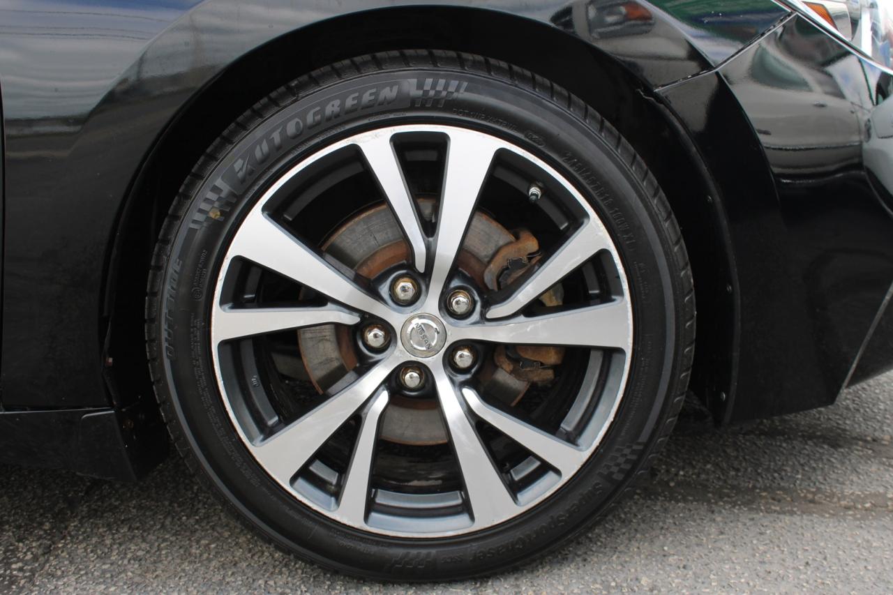 2016 Nissan Maxima 3.5 PLATINUM   ACCIDENT FREE   SAFETY CERTIFIED Photo