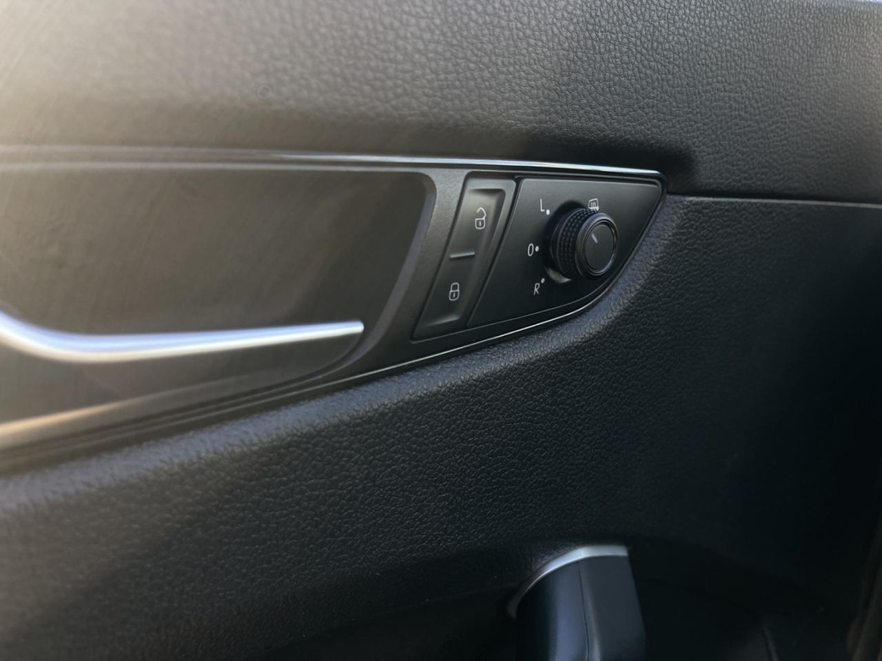 2021 Volkswagen Passat Highline   Sunroof   Leather   Htd Seats Photo