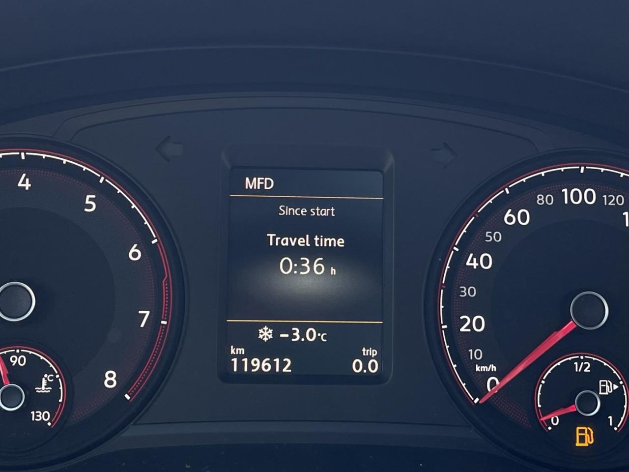 2021 Volkswagen Passat Highline   Sunroof   Leather   Htd Seats Photo