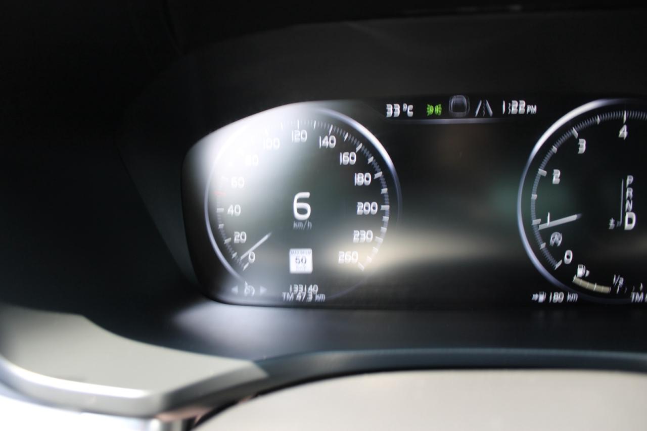 2019 Volvo S60 T6 Momentum AWD No Accident Clean Carfax Photo