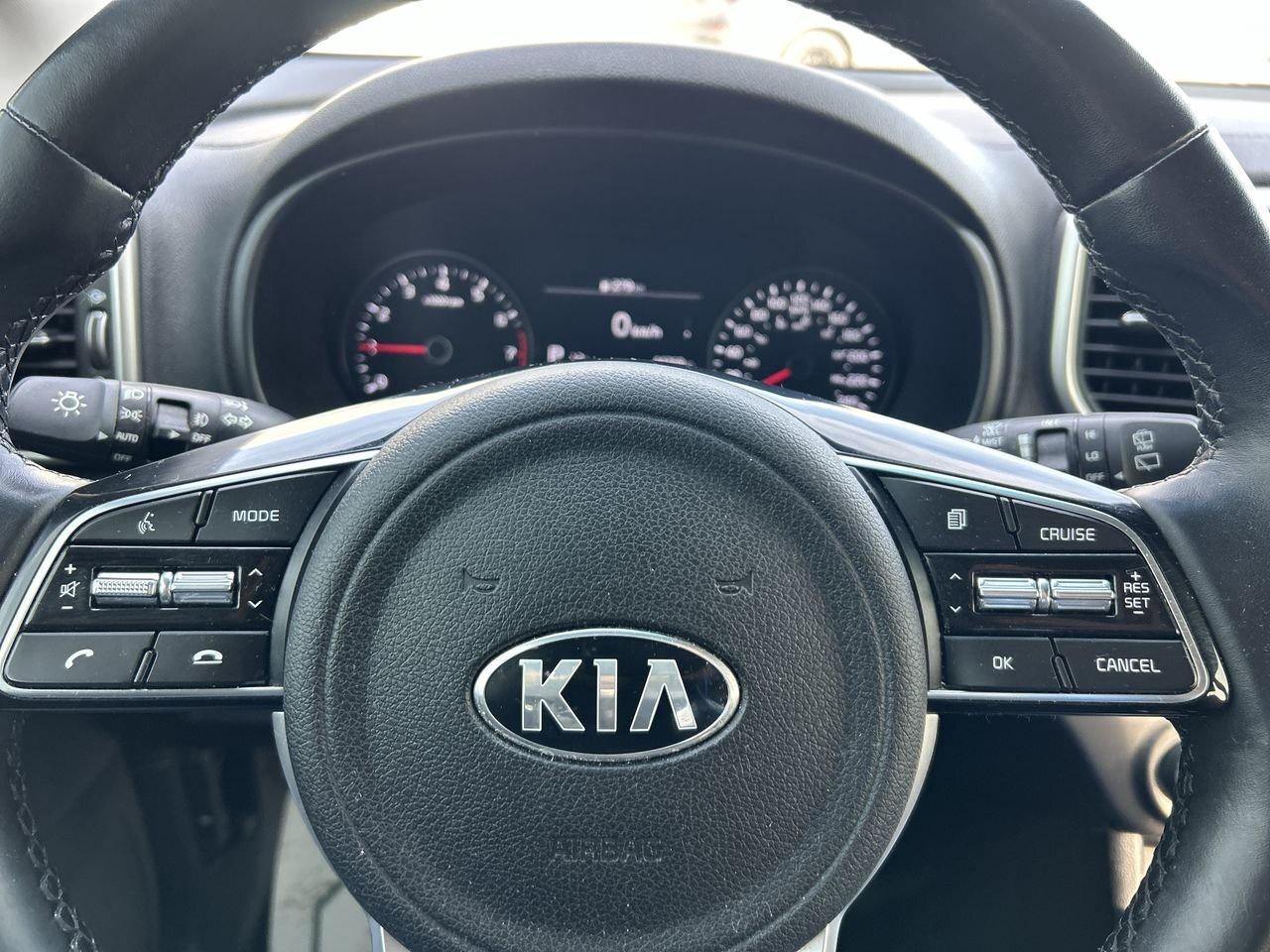 2022 Kia Sportage EX – Well-Maintained, Low Kilometres CERTIFIED   L Photo
