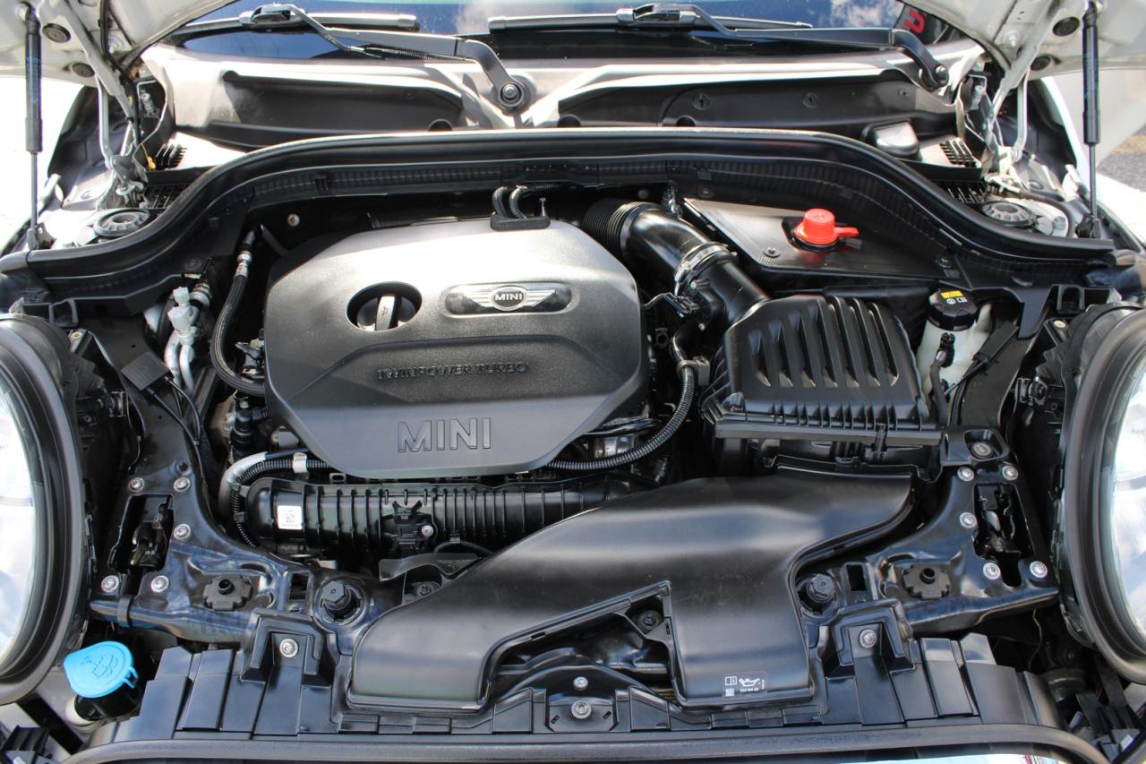 2017 MINI Cooper S 6 Speed Manual No Accident Sunroof $82/Weekly Ce Photo