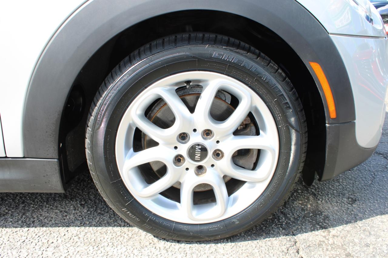 2017 MINI Cooper S 6 Speed Manual No Accident Sunroof $82/Weekly Ce Photo