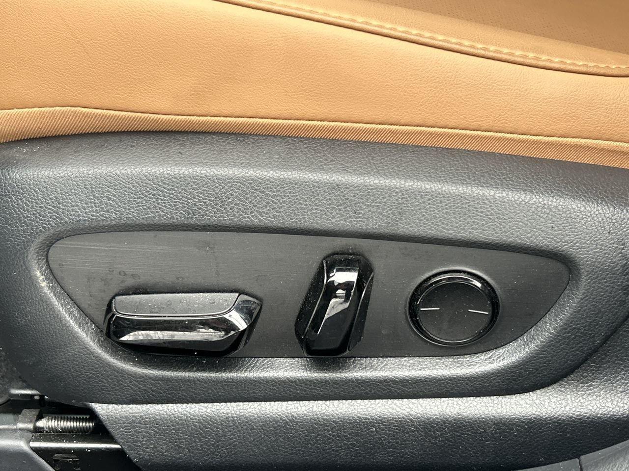 2025 Lexus UX UX 300h   Refined. Intelligent. Unmistakably Lexus Photo