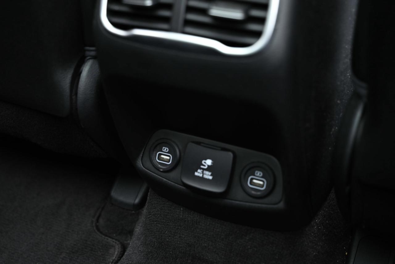 2021 Hyundai Santa Fe ULTIMATE CALLIGRAPHY AWD Photo