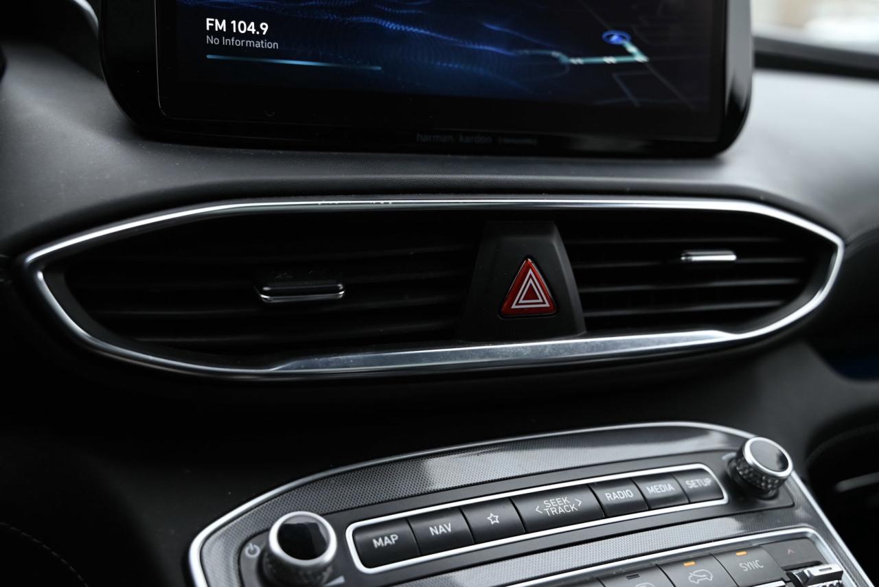 2021 Hyundai Santa Fe ULTIMATE CALLIGRAPHY AWD Photo