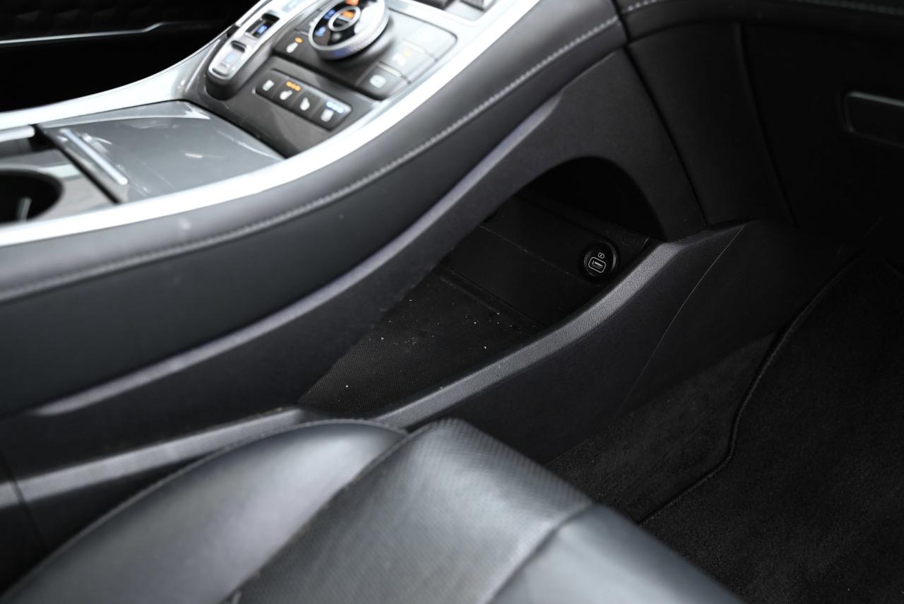 2021 Hyundai Santa Fe ULTIMATE CALLIGRAPHY AWD Photo