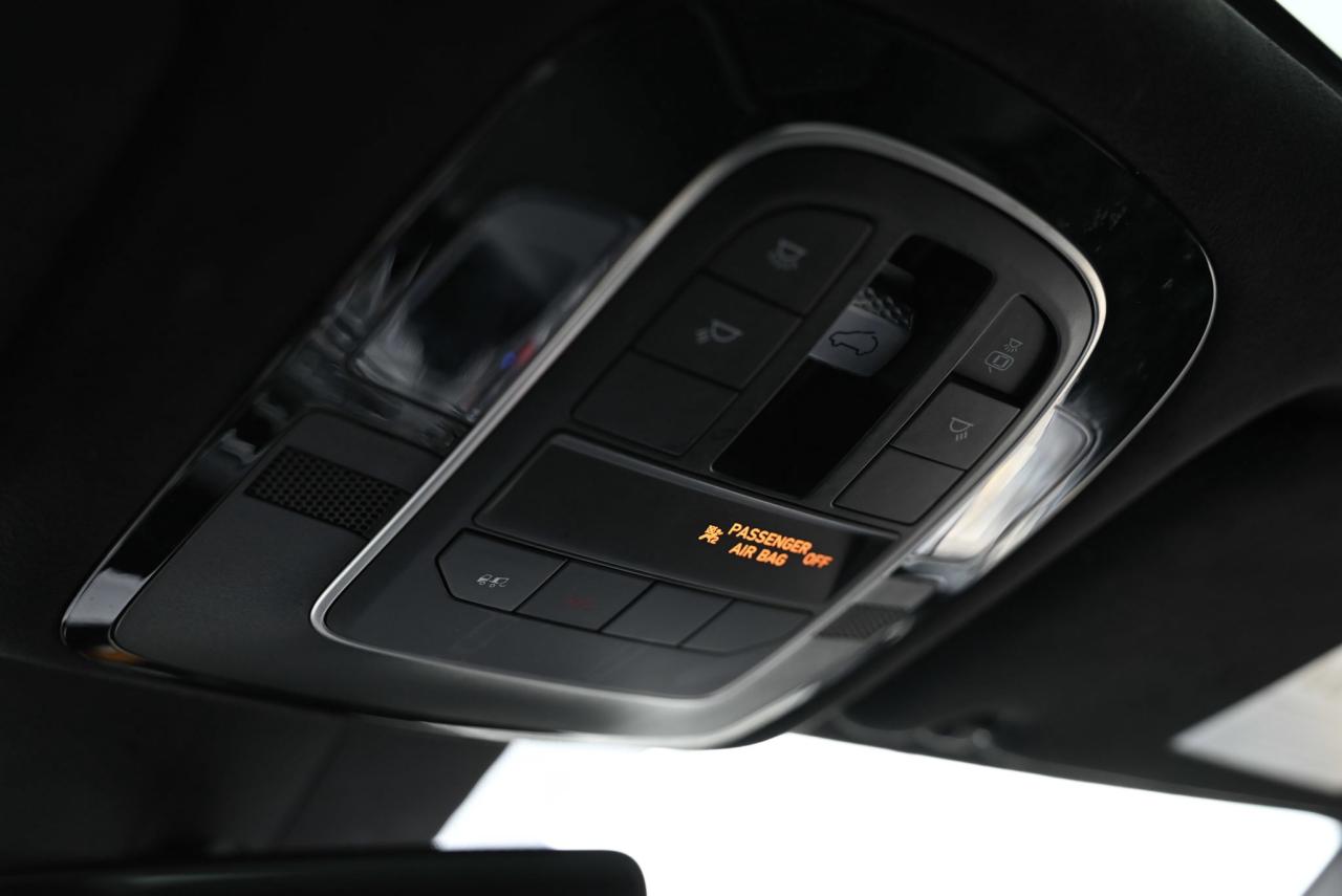 2021 Hyundai Santa Fe ULTIMATE CALLIGRAPHY AWD Photo